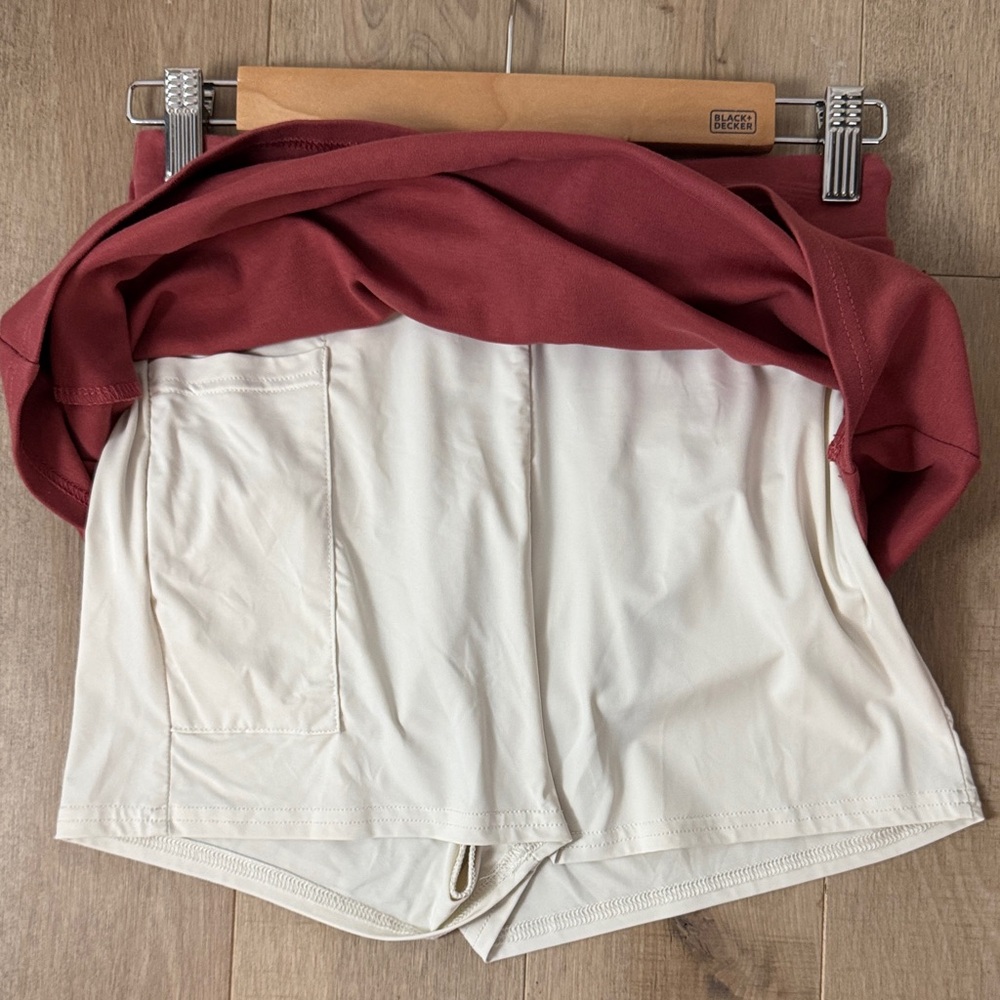 Women’s Two Piece Short Skirt Set Short Sleeve with built in shorts underneath - Picture 9 of 16
